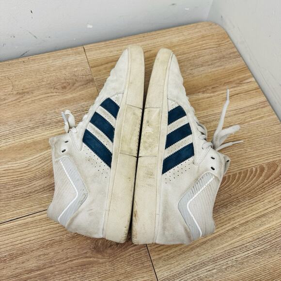 Adidas Tyshawn New York White Sneakers Men’s Size 9.5 main image 7
